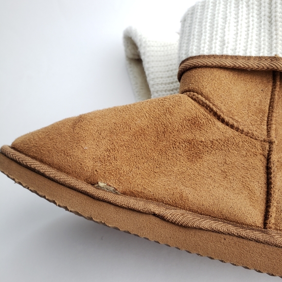 SOLD - Ugg style boots,woman brownboots - Picture 7 of 8